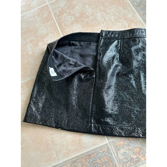 Wilfred Black Worn once wrinkle faux leather mini skirt size 8 - Picture 4 of 6